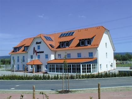 Hotel Montana Лауэнау Экстерьер фото