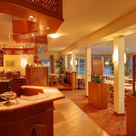 Hotel Montana Лауэнау Экстерьер фото